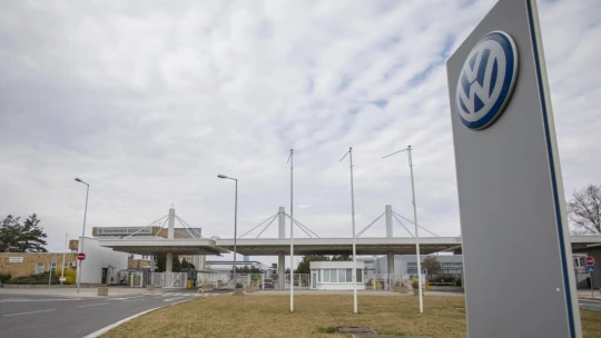 Volkswagen hlási slabší začiatok roka, v 1. štvrťroku klesli tržby aj zisk