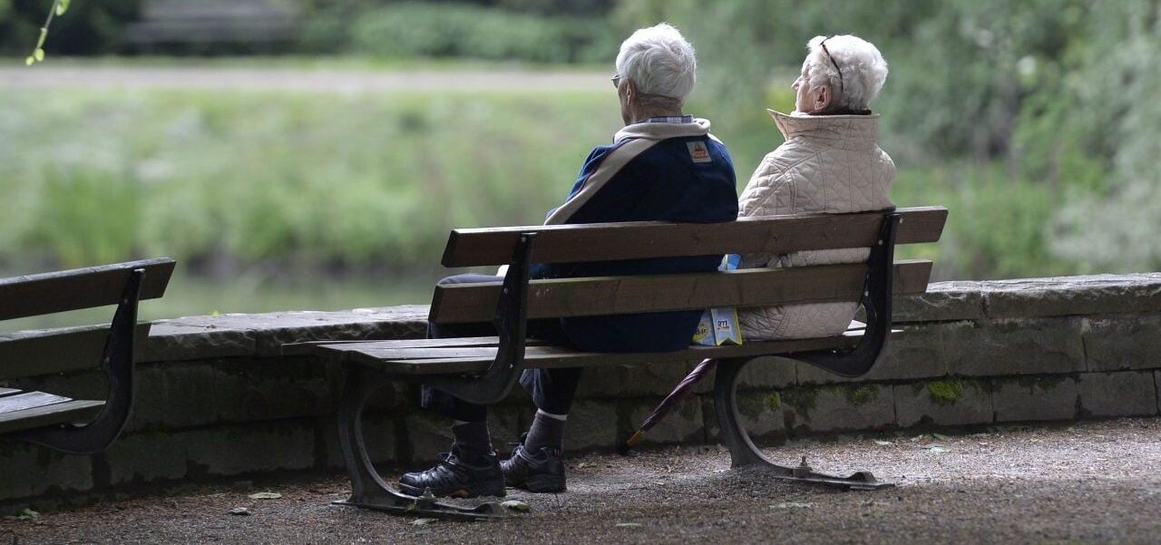 Mimoriadne zvýšenie dôchodkov: O koľko si od júla prilepšia penzisti?