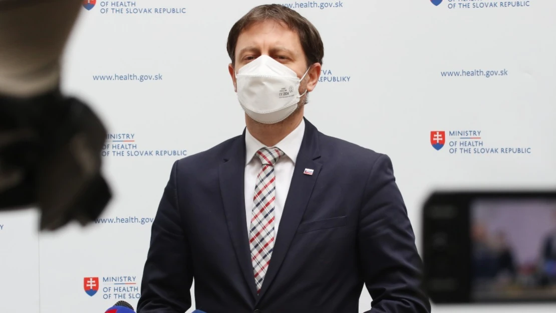 Čo sa mení od pondelka: Kde nepotrebujete test či respirátor, aké prevádzky budú otvorené