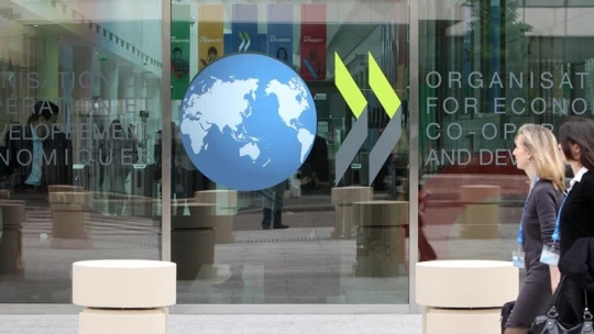 Svetová ekonomika bude rásť rýchlejšie, podľa predpovedí OECD sa dostane nad 5 percent