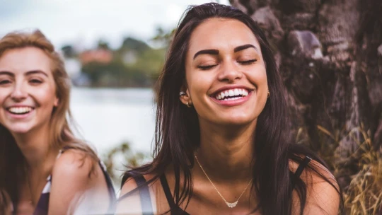 Netrápte sa pre zbytočnosti. Tu je 11 vecí, ktoré skutočne šťastní ľudia neriešia