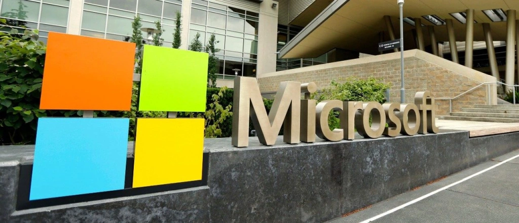 Microsoft kúpi podiel v operátorovi londýnskej burzy