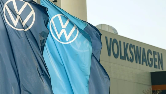 Globálny predaj skupiny Volkswagen v roku 2024 klesol. Automobilka čelí výzvam na domácom trhu a v Číne