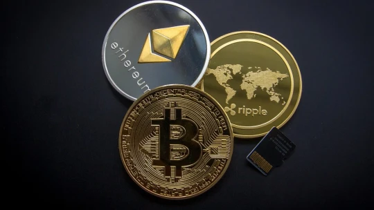 Kryptokrádež za 611 miliónov dolárov. Kto útočil na Poly Network?