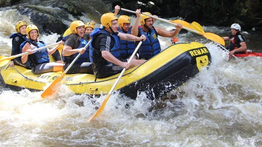 Hľadáte dobrodružstvo? Vydajte sa na rafting. Toto je 5 riek, ktoré treba zažiť