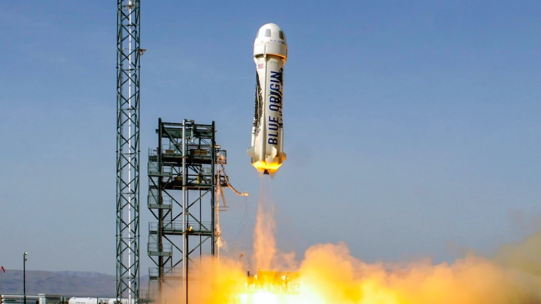 Bezos nie je prvý ani posledný. Ktorí miliardári chcú byť tiež vesmírnymi kovbojmi?