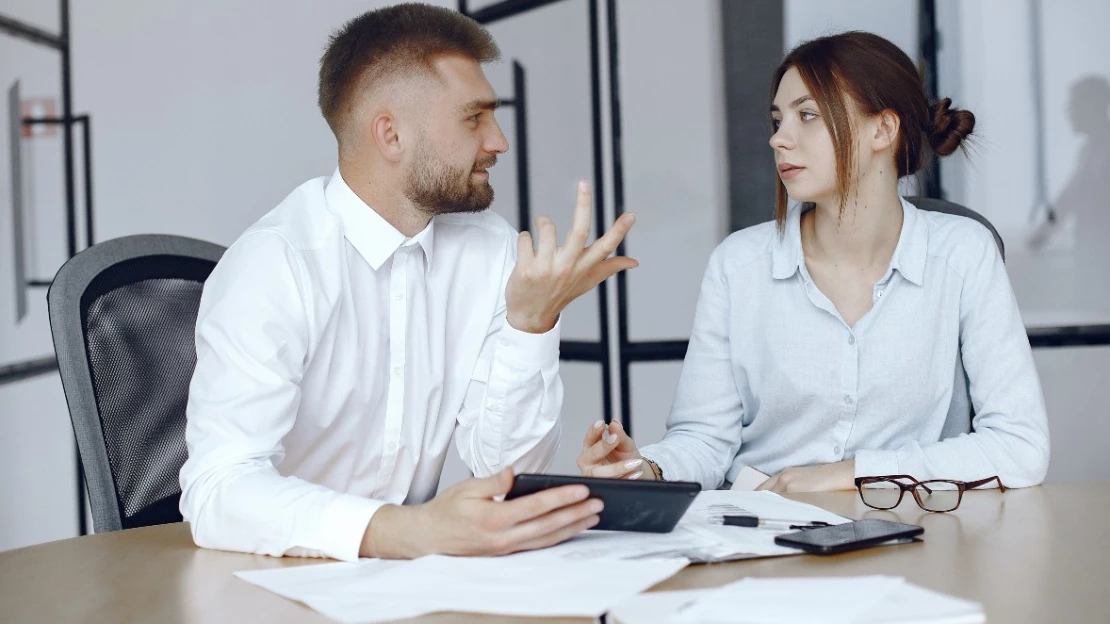 Zameral sa na vás požierač energie? Tu sú rady, ako sa ho taktne zbaviť