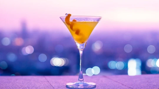 Sedím na streche a je mi dobre. Výhľady z najlepších rooftop barov v šiestich metropolách