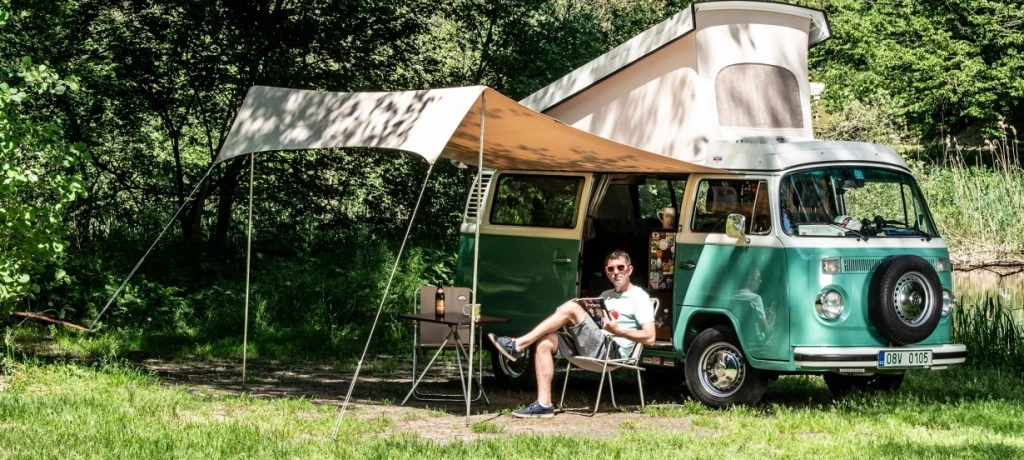 Otvárač sŕdc. Príbeh obytného minibusu, do ktorého by si s chuťou sadol aj Jack Kerouac