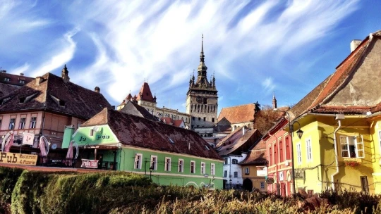 Naozaj si oddýchnuť a zažiť niečo výnimočné. Tieto destinácie odporúča redakcia Forbesu