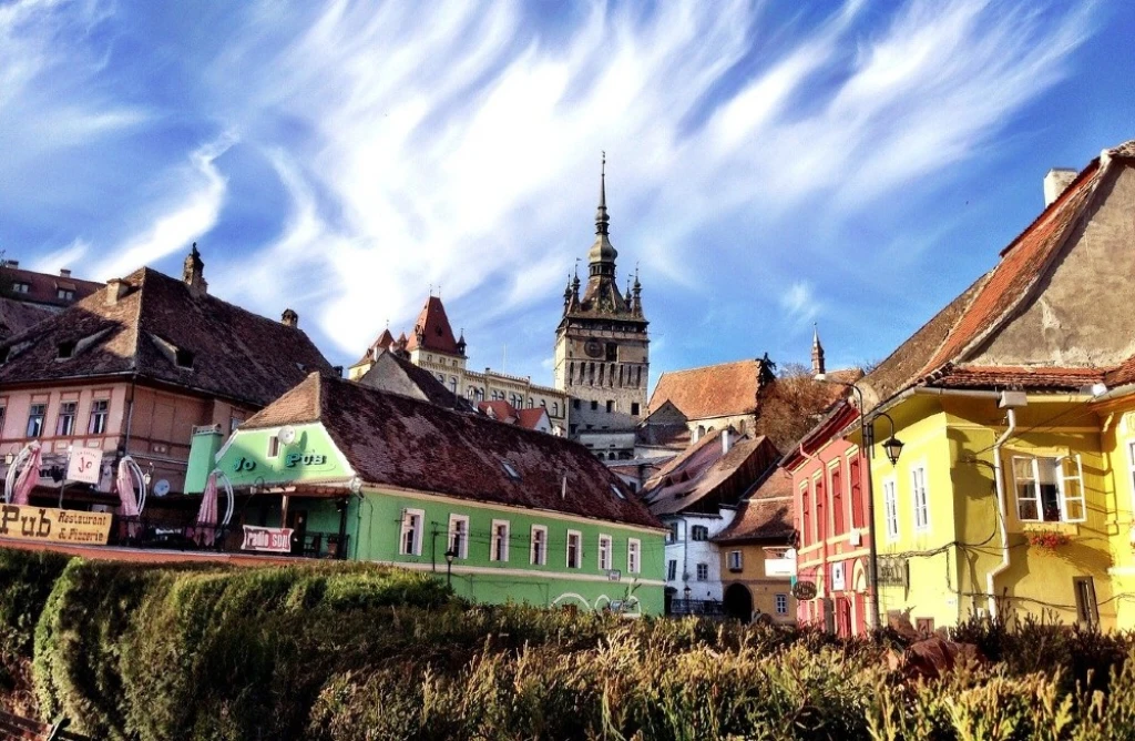 Naozaj si oddýchnuť a zažiť niečo výnimočné. Tieto destinácie odporúča redakcia Forbesu