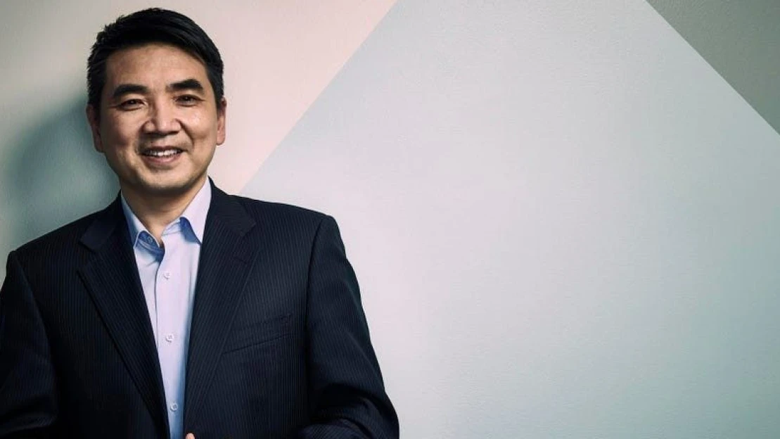 Akcie spoločnosti Zoom výrazne padli. Čisté imanie CEO Erica Yuana kleslo o miliardy