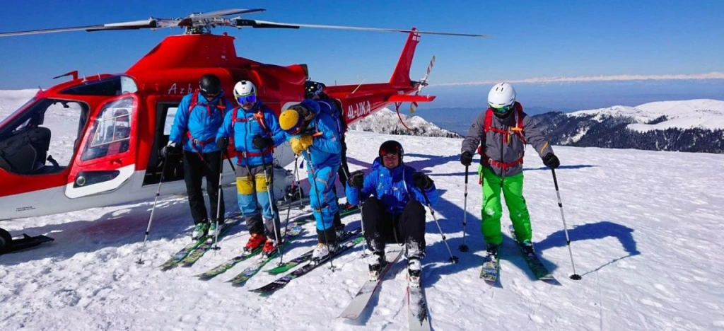 Adrenalínová zábava bohatých: Vyrazte na lyže s českým horolezcom a polárnikom