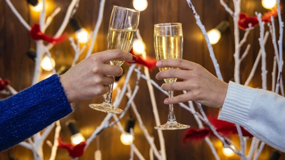 Sviatky bez prípitku? Britom môže pre nedostatok vodičov chýbať šampanské