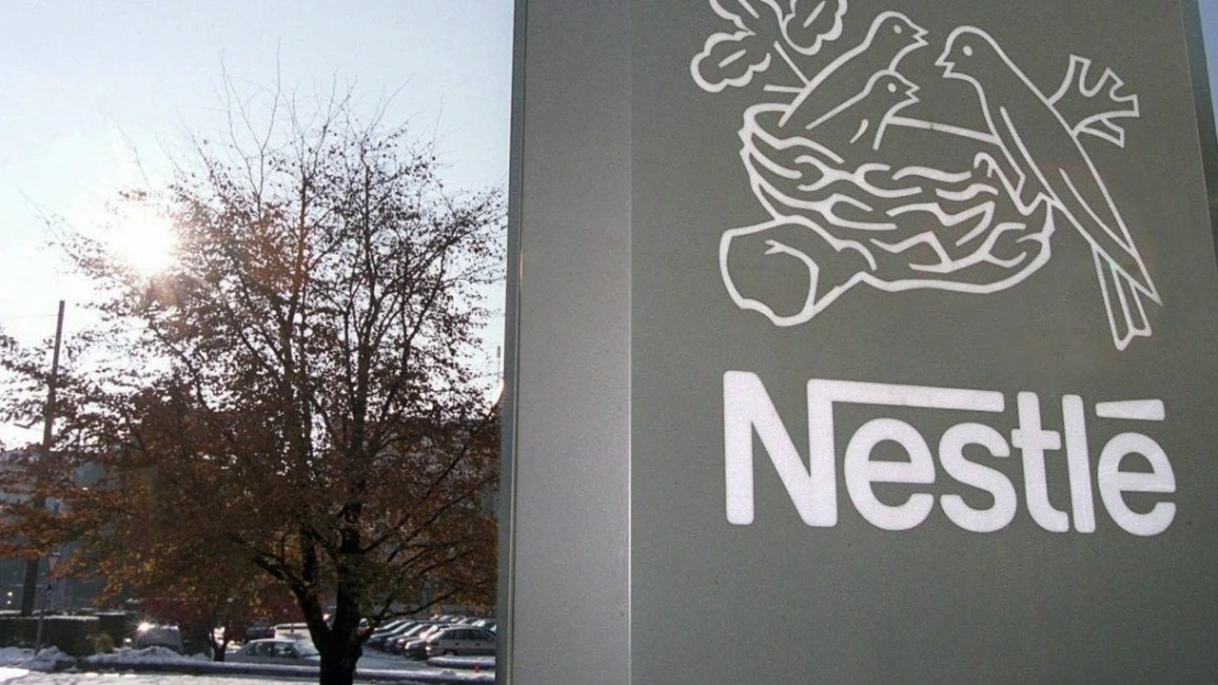 Nestlé znižuje podiel v značke L’Oreal. Akcie za miliardy odkúpi sám kozmetický gigant