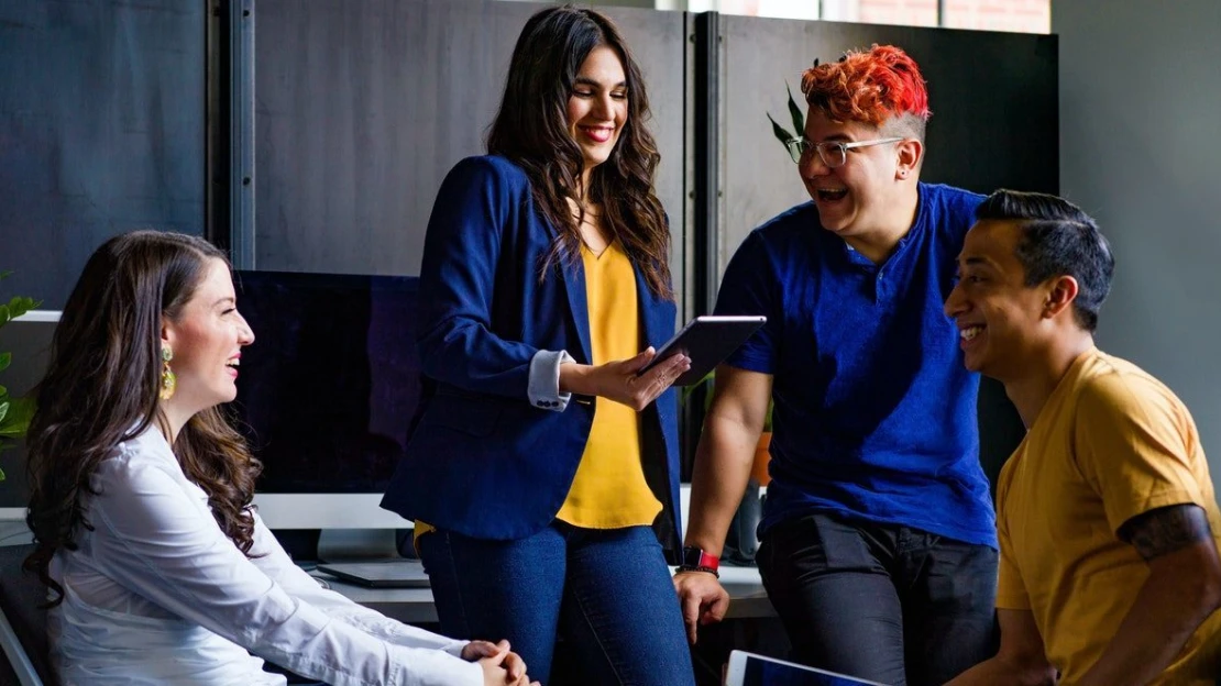 Ako si budovať skvelé vzťahy a priateľstvá na pracovisku? Ponúkame vám niekoľko tipov