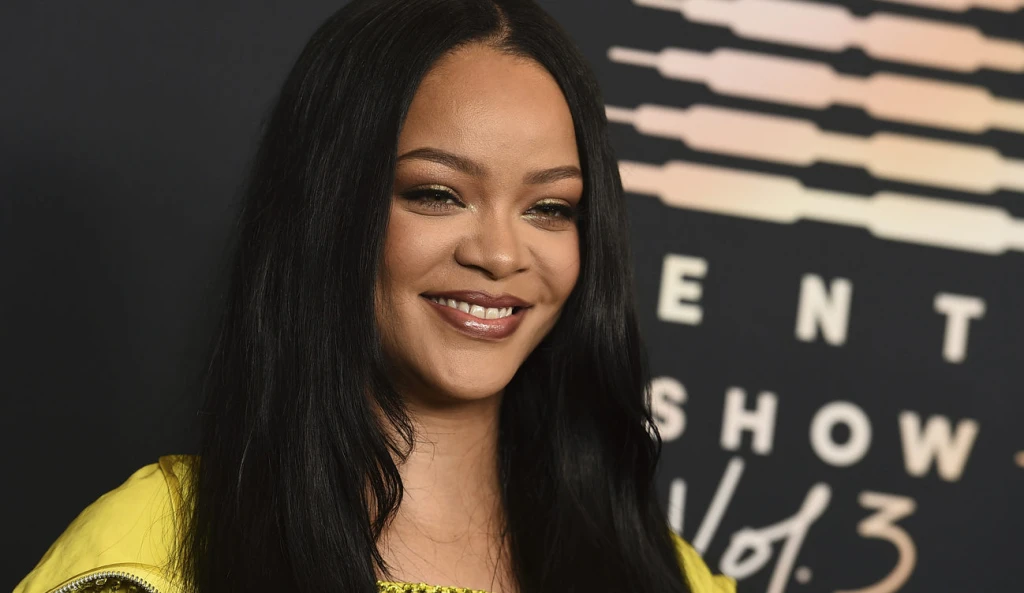 Rihanna otvorila prvý kamenný obchod. Investori do značky naliali ďalších 125 miliónov