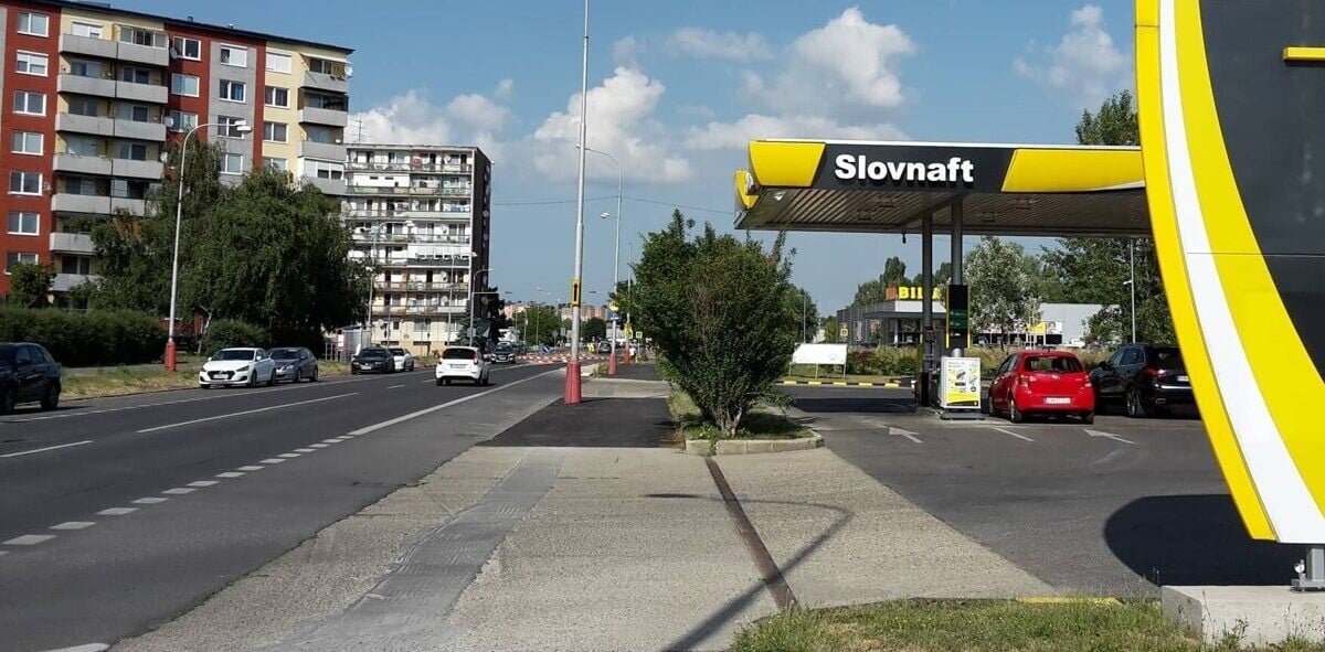Skupina MOL predá poľskej PKN Orlen 41 svojich čerpacích staníc na Slovensku