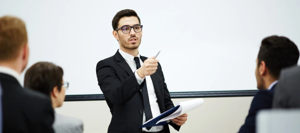 Znudené obecenstvo pri prezentácii? Zmeňte tempo a prejdite sa