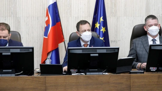 Štát vyčlení 52 miliónov eur na pomoc so zdražovaním energií. Kto sa dočká kompenzácie?