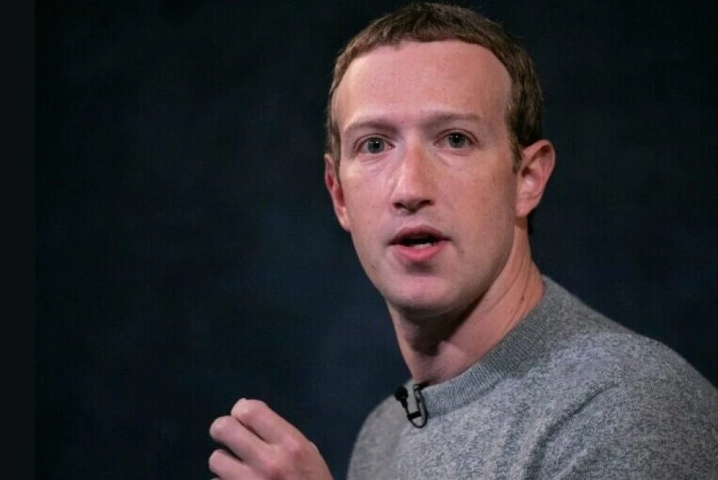 Zuckerberg už nechudobnie. Dobré výsledky Facebooku mu priviali 10 miliárd dolárov