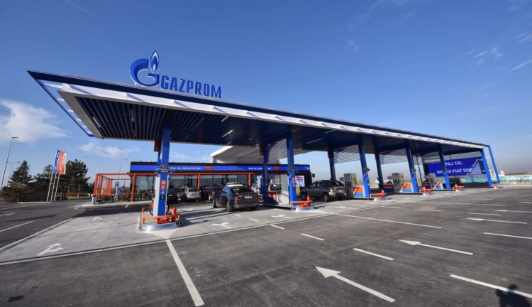 Gazprom sa prepadol nad očakávania. Počíta straty v miliardách eur
