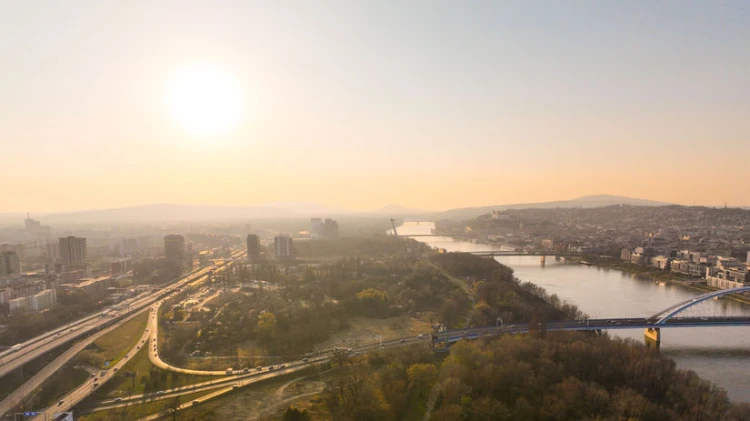 Penta hľadá architekta na projekt pri južnom brehu Dunaja. Vyzve aj ateliér Zahy Hadid_4