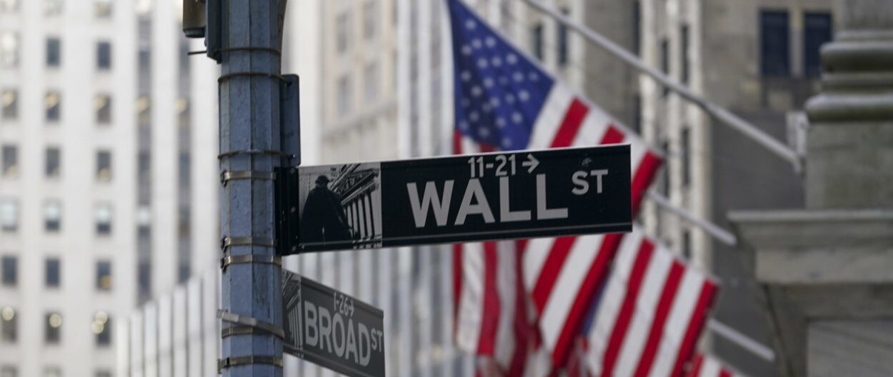 Wall Street má za sebou skvelý rok. Trhy pozdvihol ošiaľ okolo umelej inteligencie