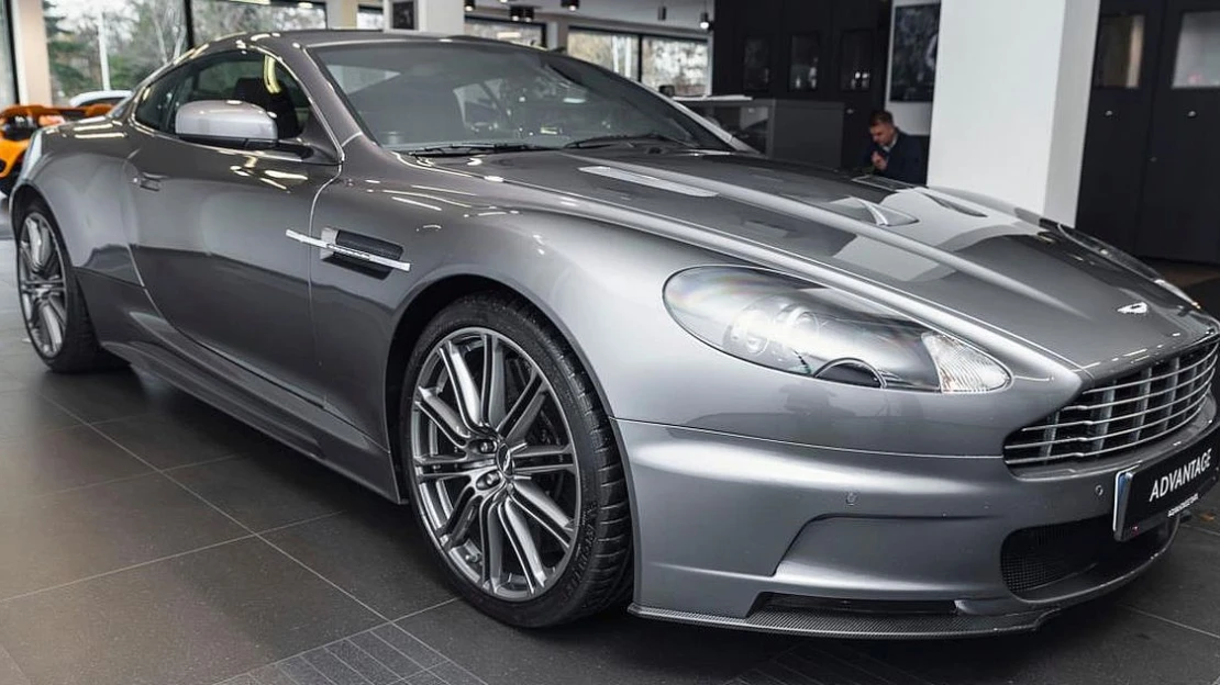 Chcete mať auto ako James Bond? Dá sa vydražiť, peniaze pôjdu na pomoc Ukrajine