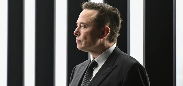 Najbohatším na svete už nie je Musk, ale kráľ luxusu Arnault. V rebríčku sú aj dvaja Slováci_1