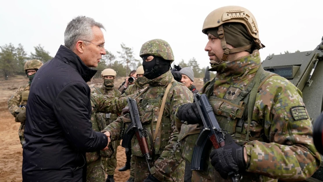 Na Slovensko príde 2100 vojakov NATO, ich prítomnosť schválil parlament