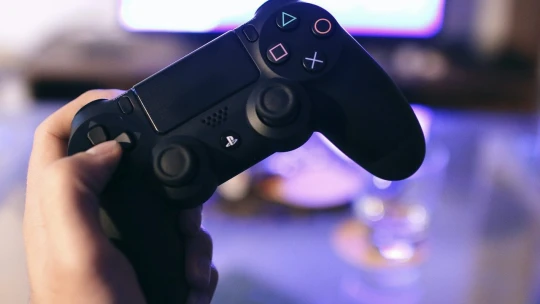 Postoj k ruskej invázii prejavili ďalšie firmy. Sony a Nintendo zastavia dodávky do Ruska