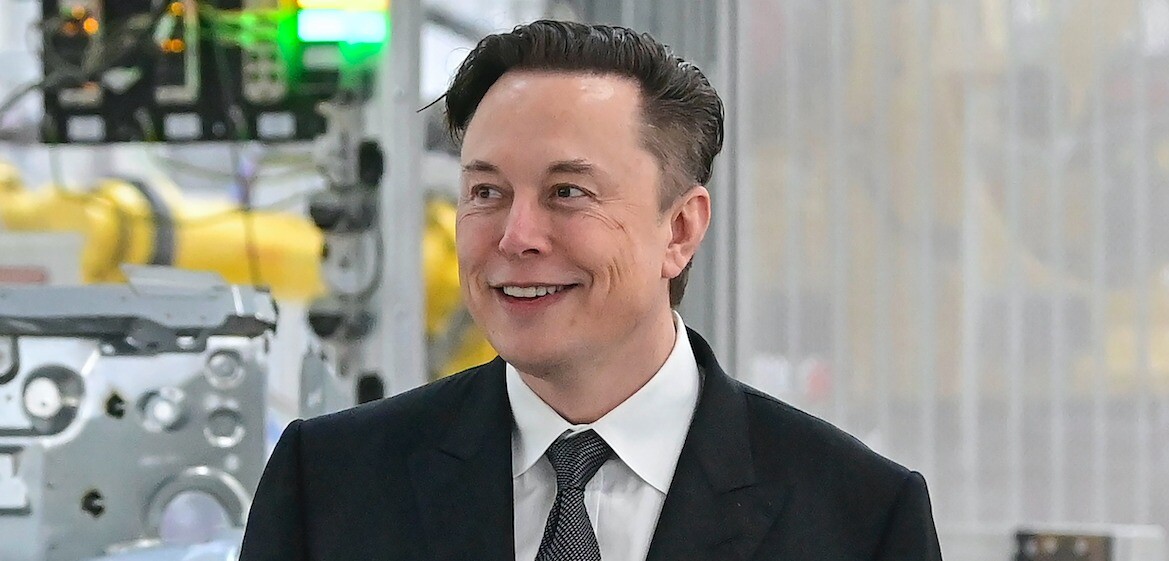 Twitter za Teslu: Musk predal časť akcií svojej automobilky za 4 miliardy dolárov