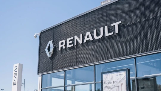 Veľké delenie aj spolupráca s Číňanmi: Renault ide prekopať svoj biznis