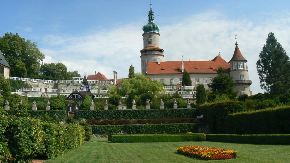 Láka vás výlet po krásnych zámkoch? Navštívte tie pod Orlickými horami