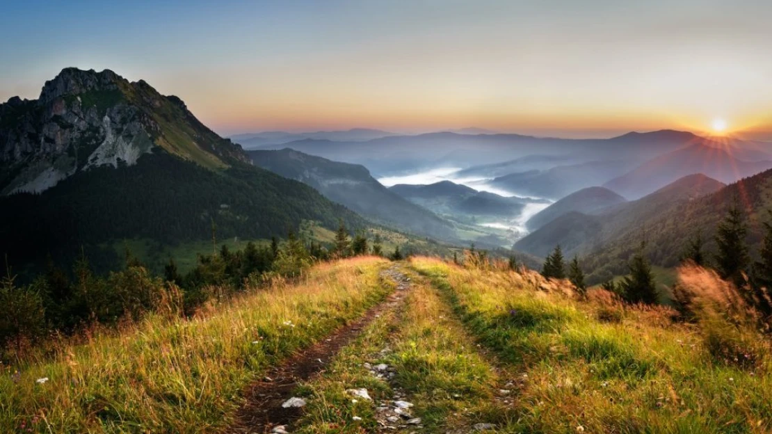 Demján videl prírodu zo strechy sveta. Úžas z jej krásy dnes šíri cez fotografie