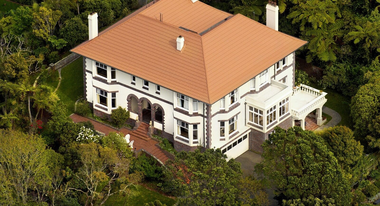 Honosná stavba z roku 1929: vila na Novom Zélande láka kupcov aj formálnou záhradou