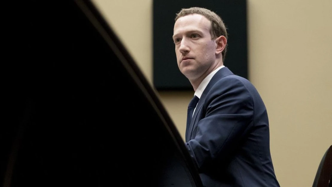 Žaloba na Zuckerberga: Šéfa Mety stíhajú za únik údajov miliónov užívateľov