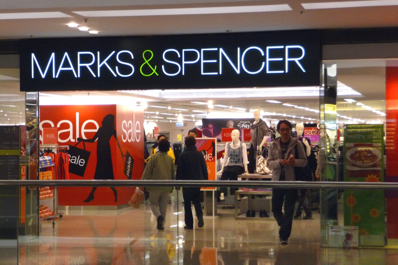 Z Ruska odchádza aj britský maloobchodný reťazec Marks & Spencer