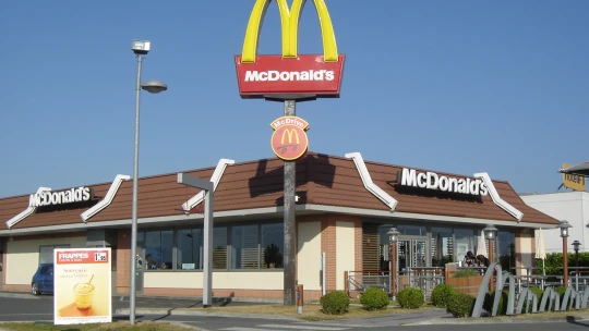 McDonald’s na Slovensku zrýchľuje expanziu. Nové reštaurácie stavia najmä pri diaľniciach