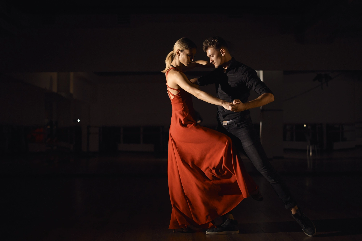 Psychológia tanca: Ako pohyb v sprievode hudby ovplyvňuje myseľ?