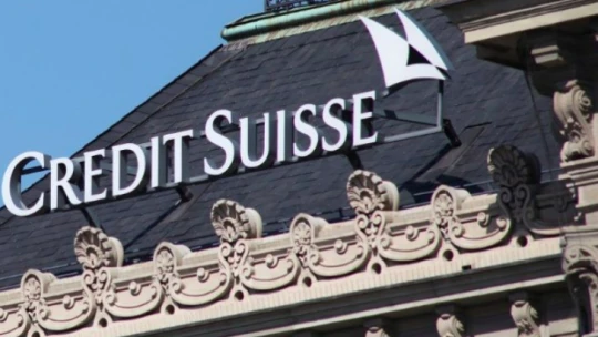 Švajčiarsky regulačný úrad zvažuje kroky proti vedeniu banky Credit Suisse