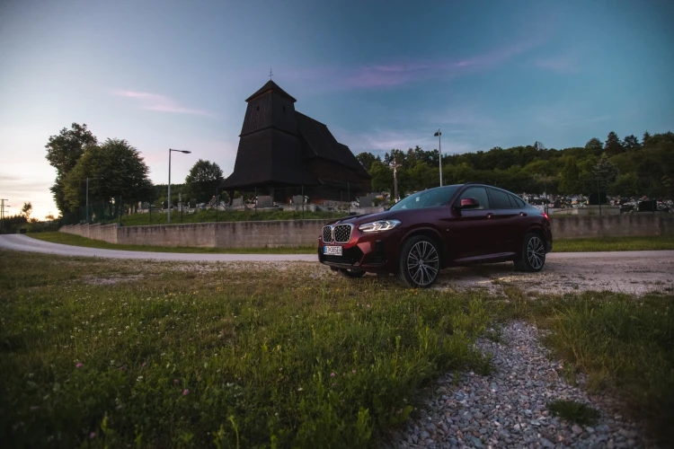 Hory, tradičné dobroty a bývanie v kaštieli. Kam sa vybrať na strednom Slovensku?_3