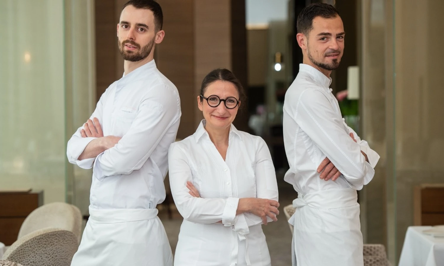 Z rodinnej reštaurácie v mladosti ušla. Teraz má ako jediná Francúzka tri hviezdy od Michelina