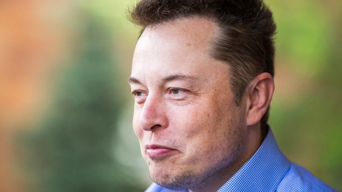 Musk predal akcie Tesly za takmer 4 miliardy dolárov. Zrejme kvôli prevzatiu Twitteru