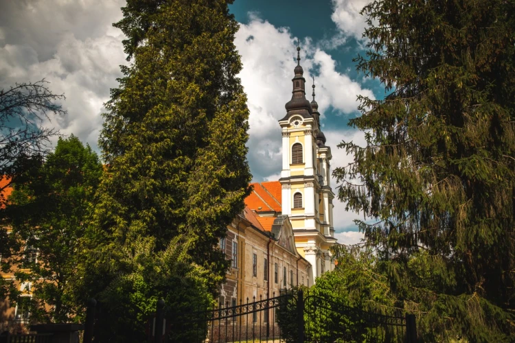 Slovenské Toskánsko, opátstvo aj zážitkový liehovar. Urobte si výlet na východ_3