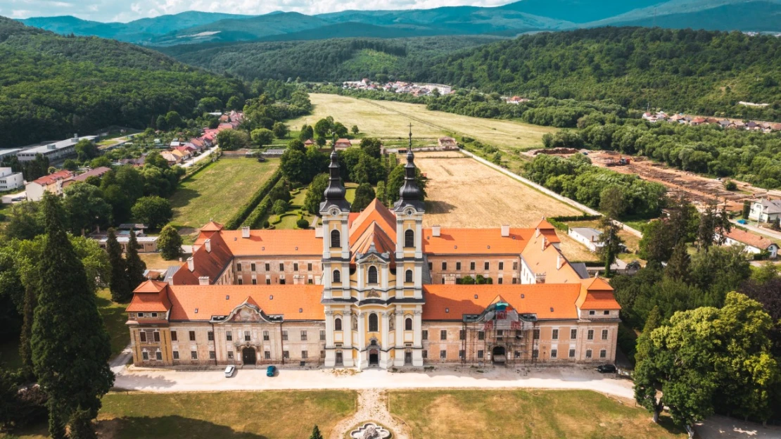 Slovenské Toskánsko, opátstvo aj zážitkový liehovar. Urobte si výlet na východ