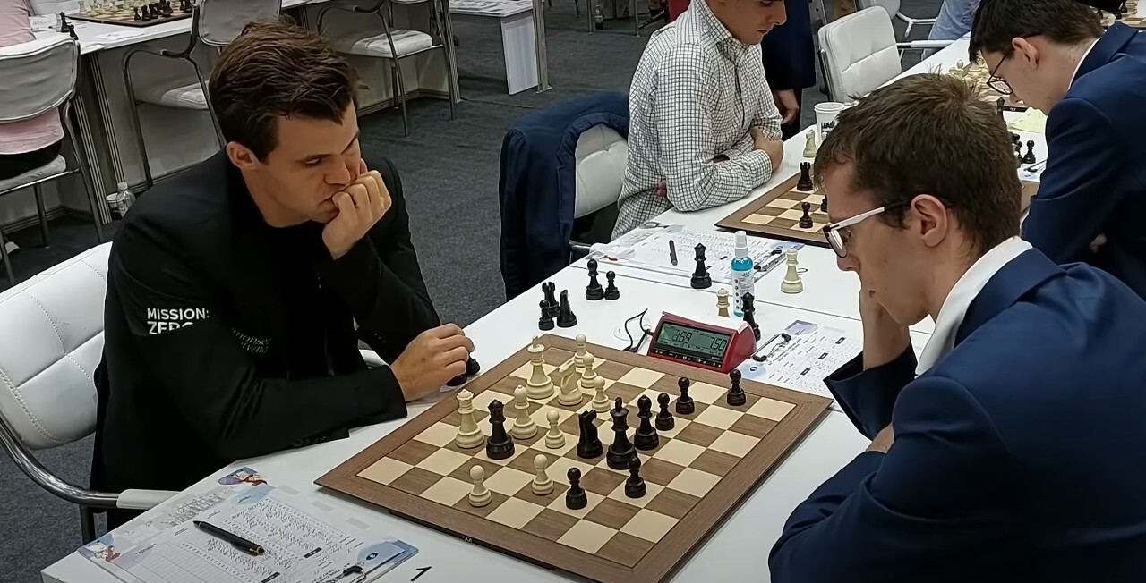 Slovensko má novú šachovú hviezdu. Legendárny Carlsen nestačil na mladého Pecháča