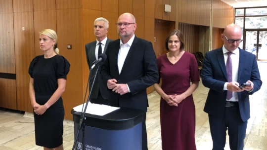 Sulík podal demisiu. O požiadavkách OĽANO chce rokovať