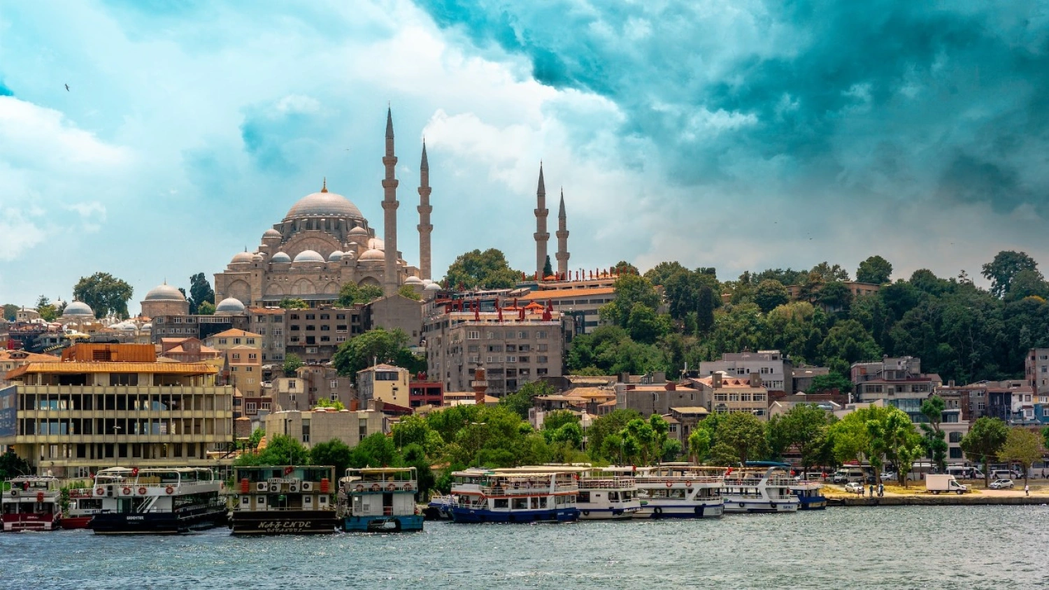 Mágia Orientu aj devalvácia tureckej líry. Je najlepší čas vyraziť do Istanbulu